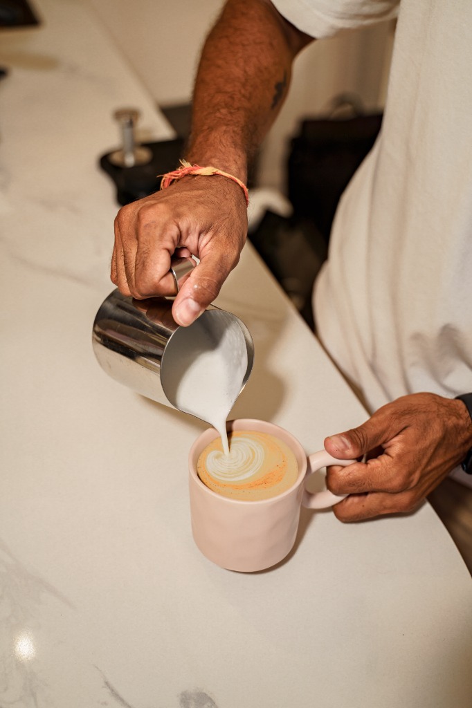 Latte Art et laits végétaux - Moon Café Lausanne